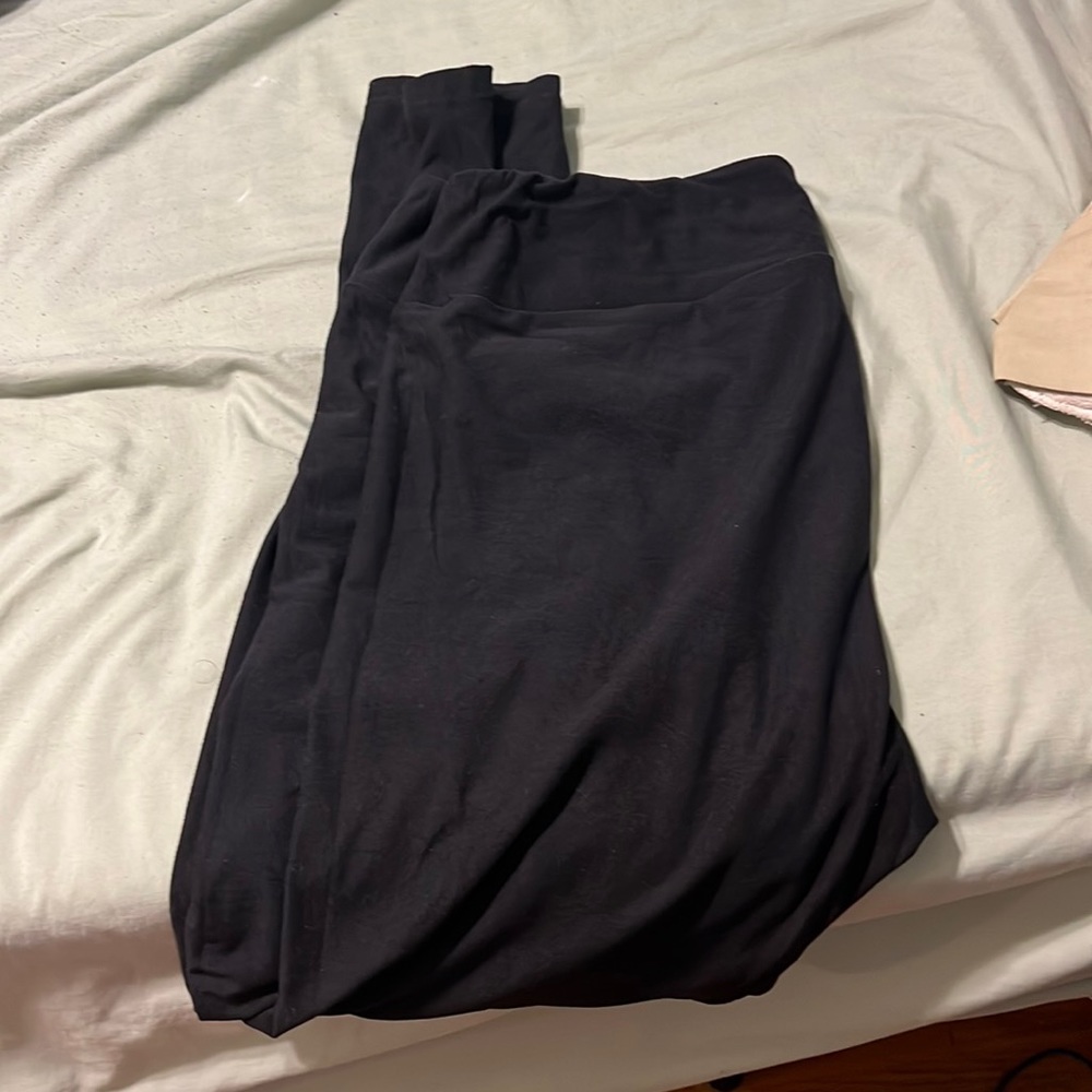 Lularoe black TC leggings